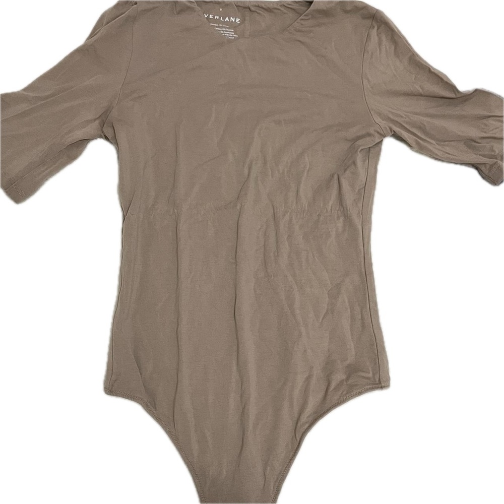 nude short sleeve everlane bodysuit